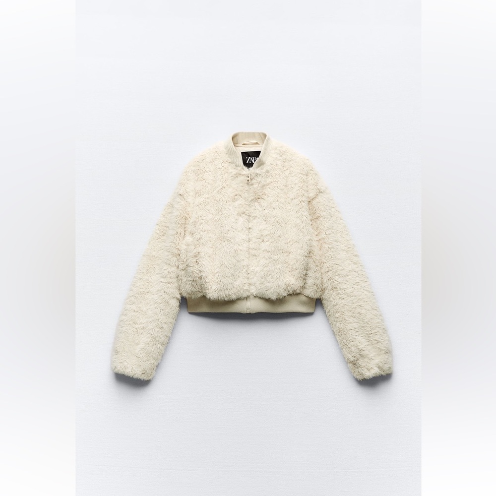 FAUX FUR CROP BOMBER - Picture 3 of 9